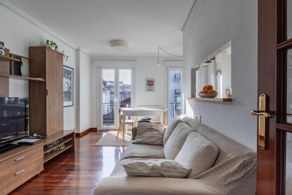 Bonito Piso Con Vistas, Centrico, Acogedor Apartment Vigo Exterior photo
