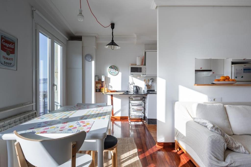Bonito Piso Con Vistas, Centrico, Acogedor Apartment Vigo Exterior photo